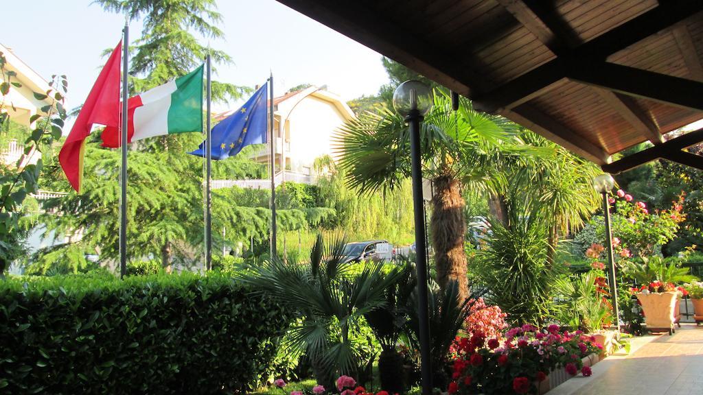 B&B Le Begonie Ascoli Piceno Exterior foto