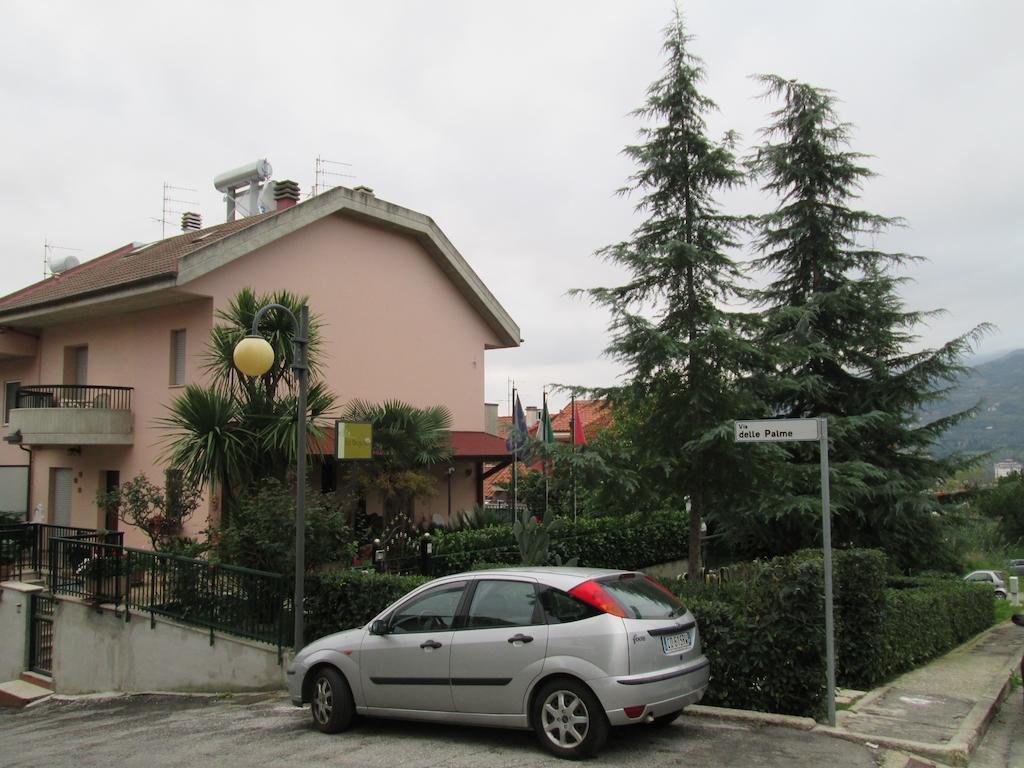 B&B Le Begonie Ascoli Piceno Exterior foto
